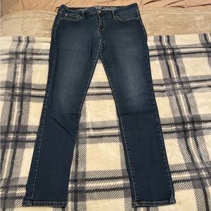 Levis denizen modern skinny jeans sz 32L
